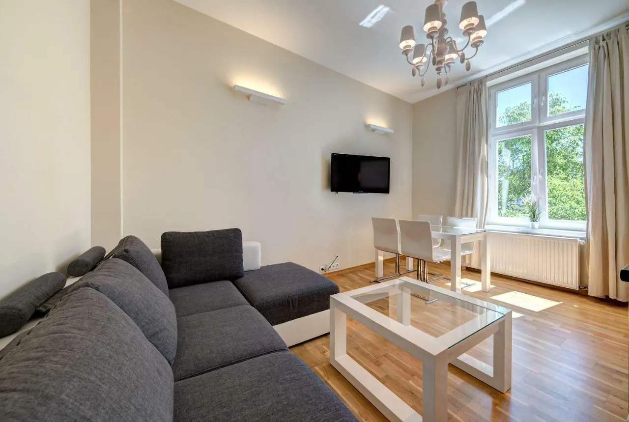 Dr Apartments - Frank Sopot Polska